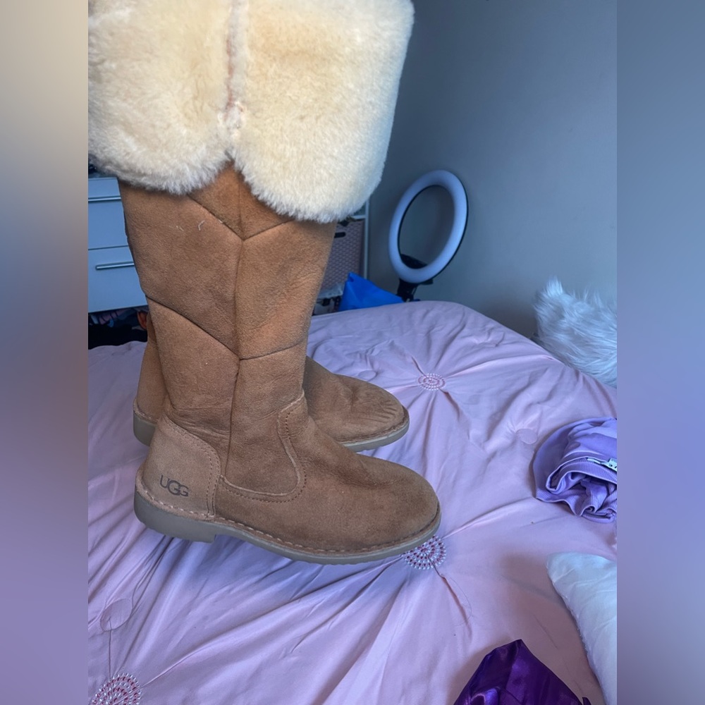Ugg Boots - image 3
